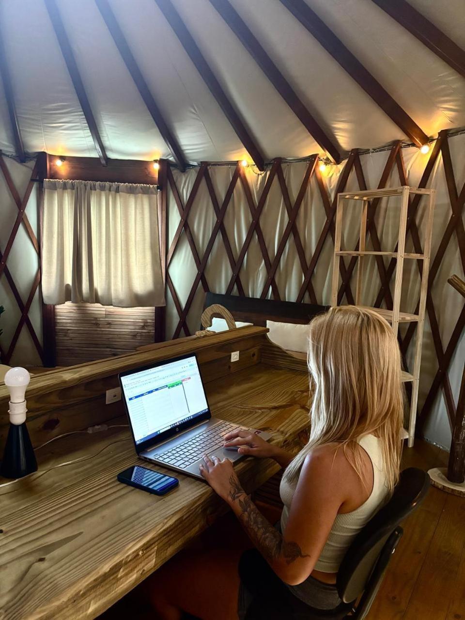 Nomades Vibe Da Ilha - Adventure Hostels & Coworking Florianopolis Exterior photo